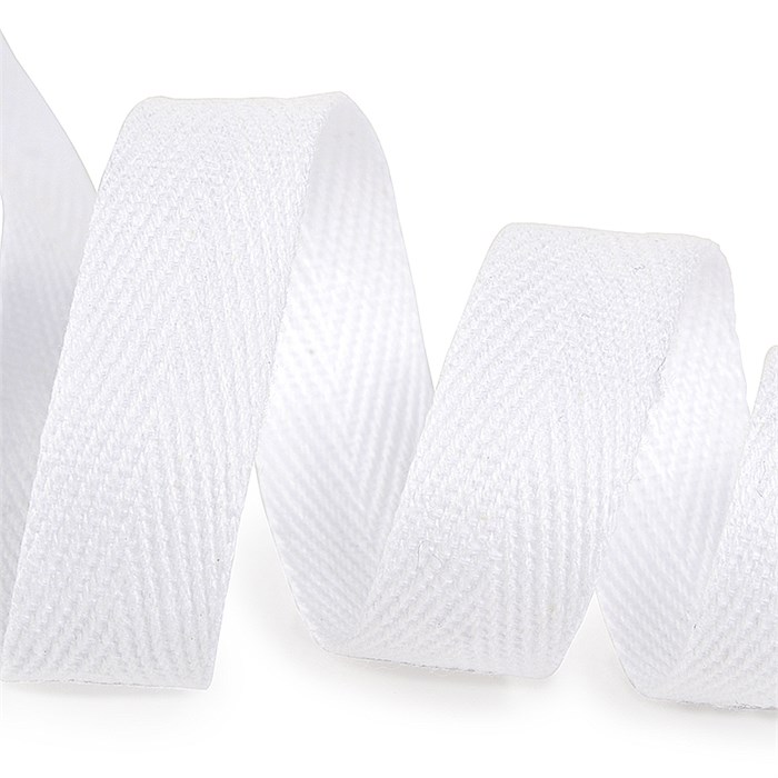 Тесьма киперная шир.10мм цв.Белый рул.45,7 м 6811/0023